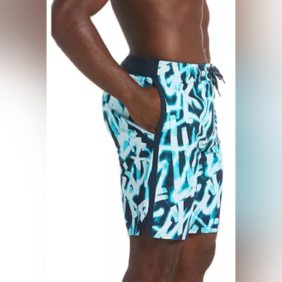NIKE, Glow Diverge 9-inch E-Board Swim Trunks, Size Medium, EUC. - Picture 2 of 10